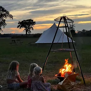  Luxury tent Hawthorne Field - Shoreline Escapes United Kingdom